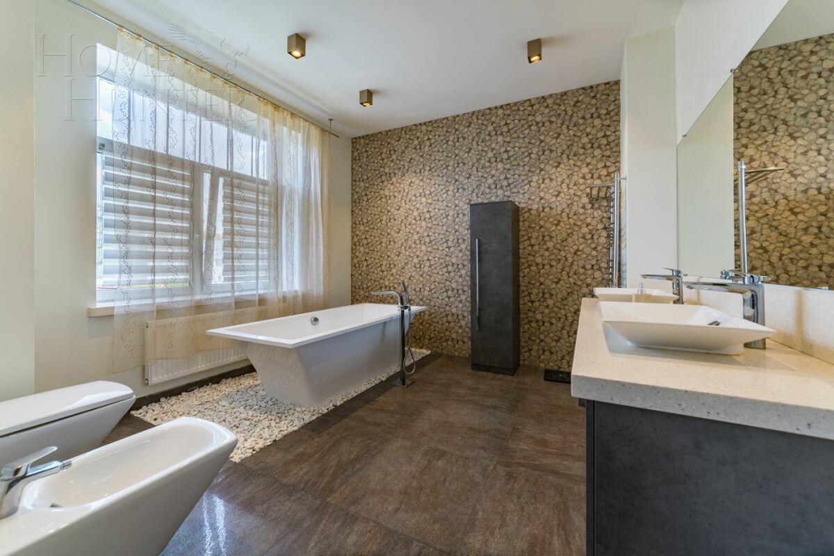 2-этажный коттедж 280 м² с отделкой