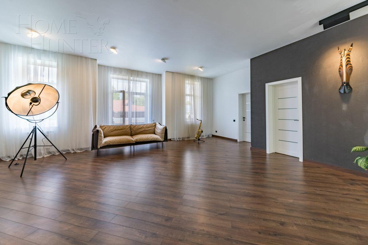 2-этажный коттедж 280 м² с отделкой