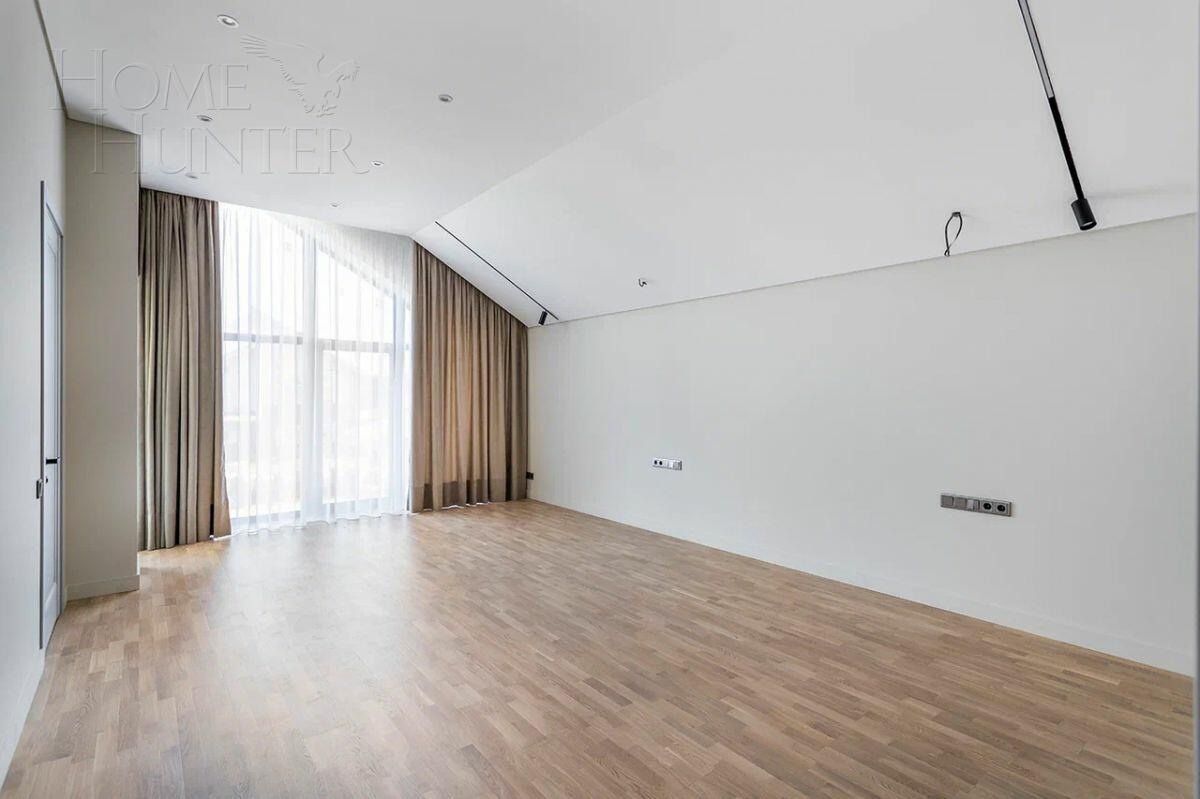 2-этажный коттедж 297 м² с отделкой