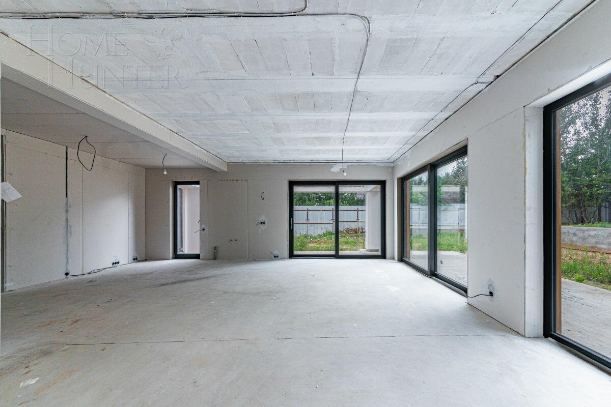 2-этажный коттедж 350 м² без отделки