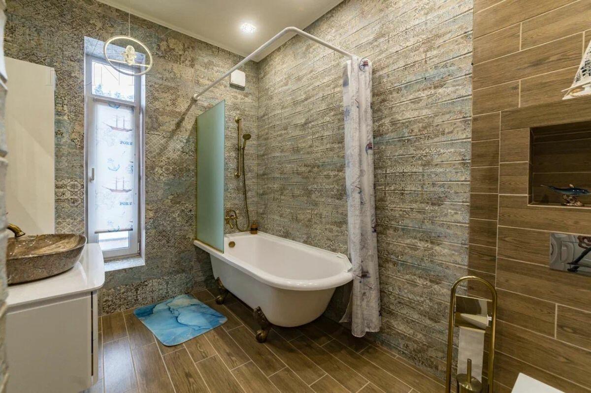 2-этажный коттедж 350 м² с отделкой