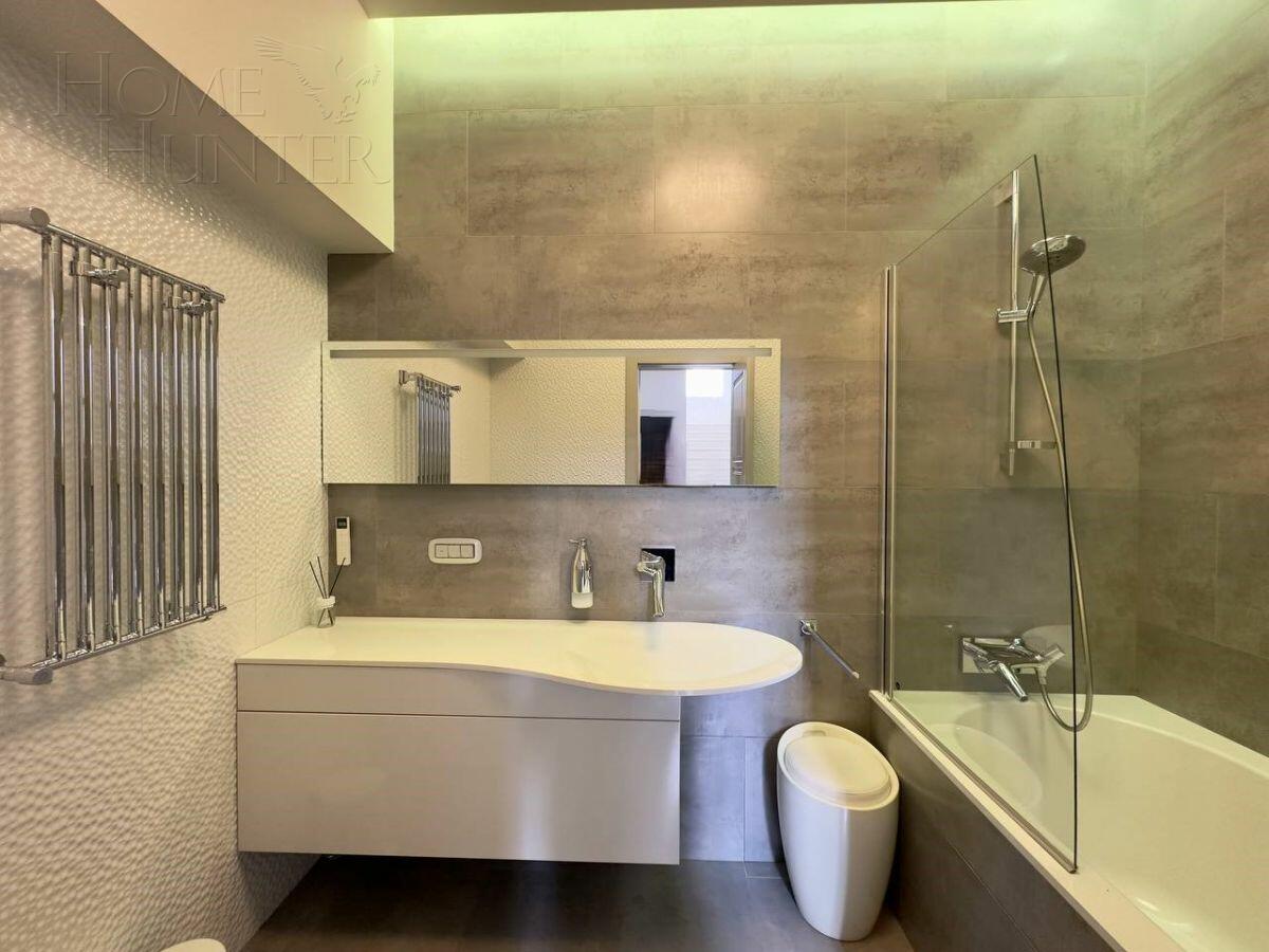 2-этажный коттедж 270 м² с отделкой