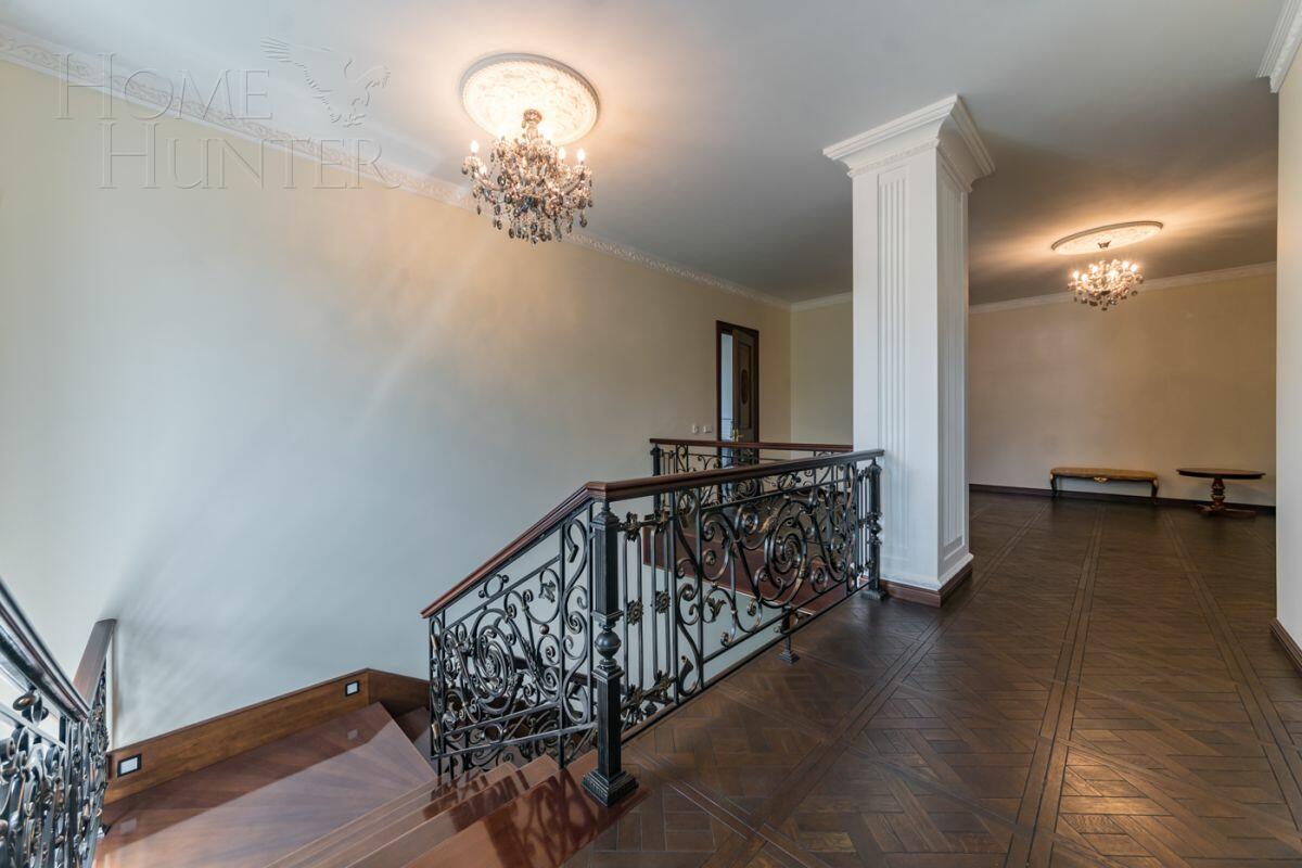 2-этажный коттедж 517 м² с отделкой