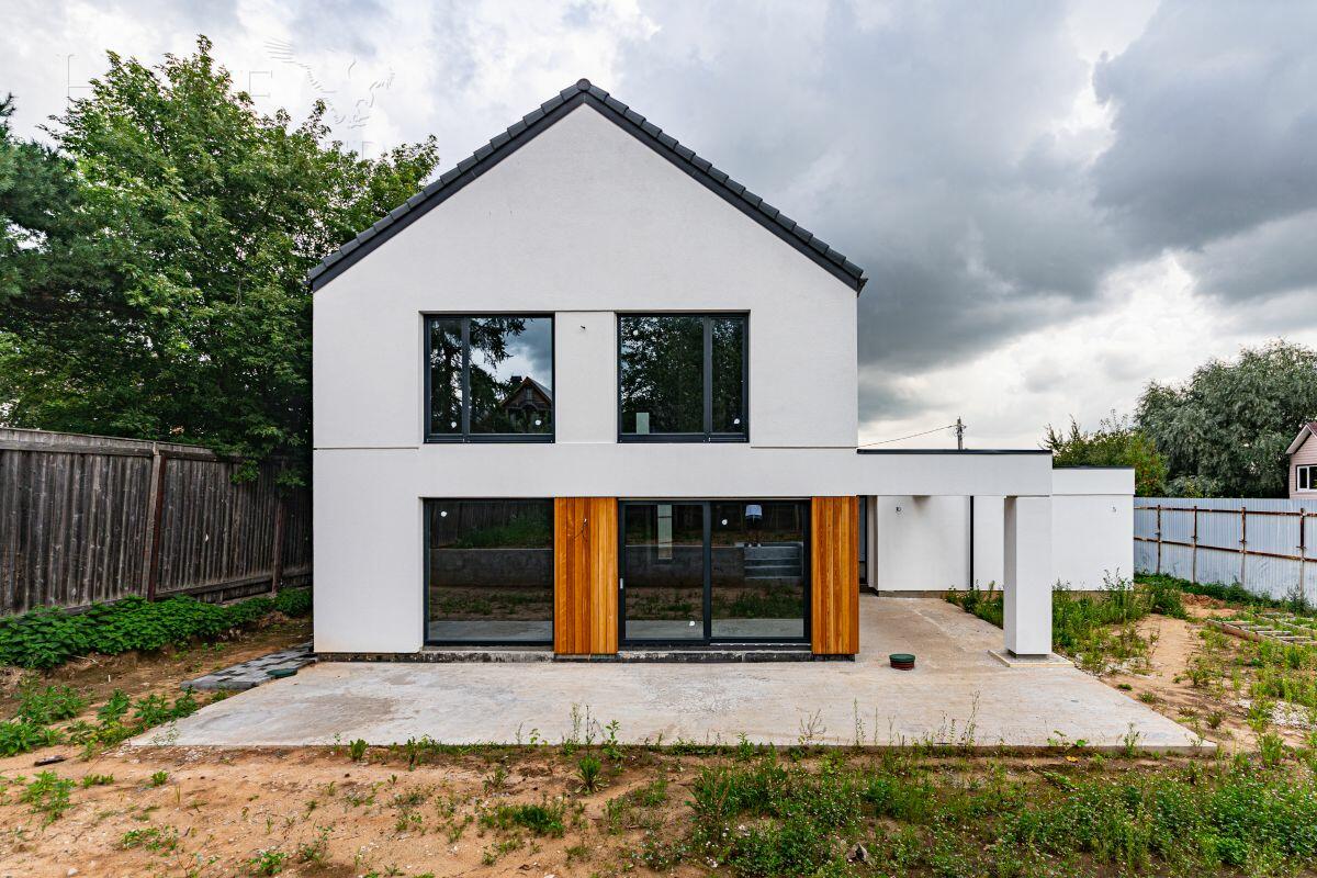 2-этажный коттедж 350 м² без отделки