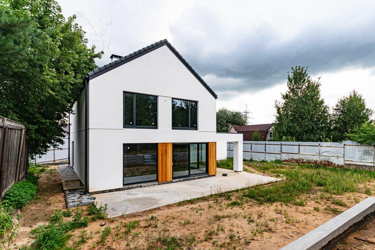 2-этажный коттедж 350 м² без отделки