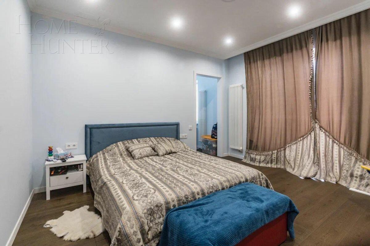 2-этажный коттедж 350 м² с отделкой