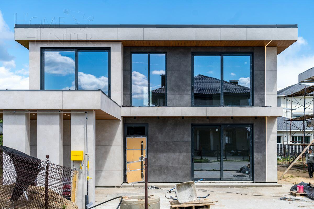 2-этажный коттедж 297 м² с отделкой