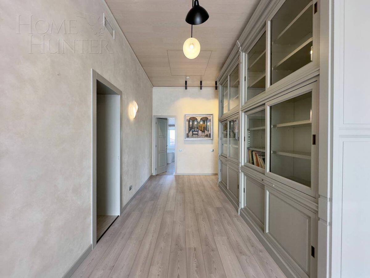 2-этажный коттедж 270 м² с отделкой