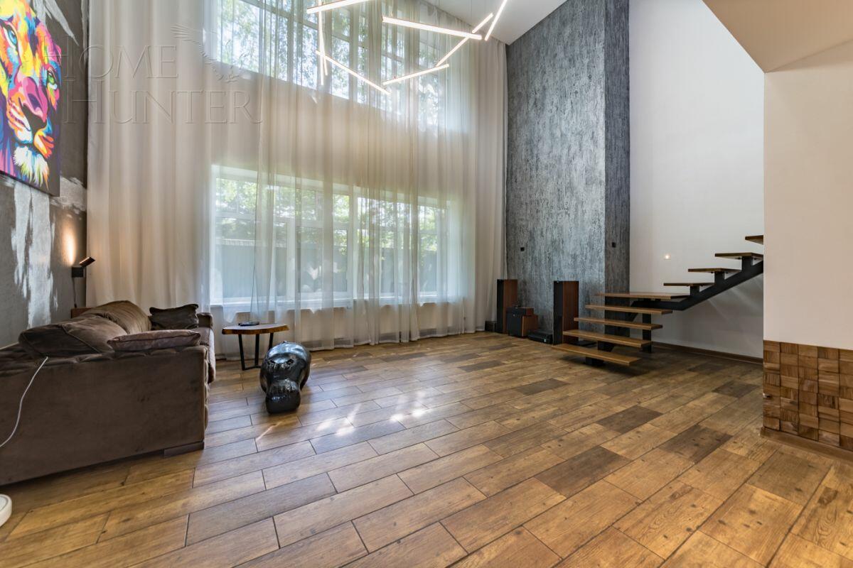 2-этажный коттедж 280 м² с отделкой