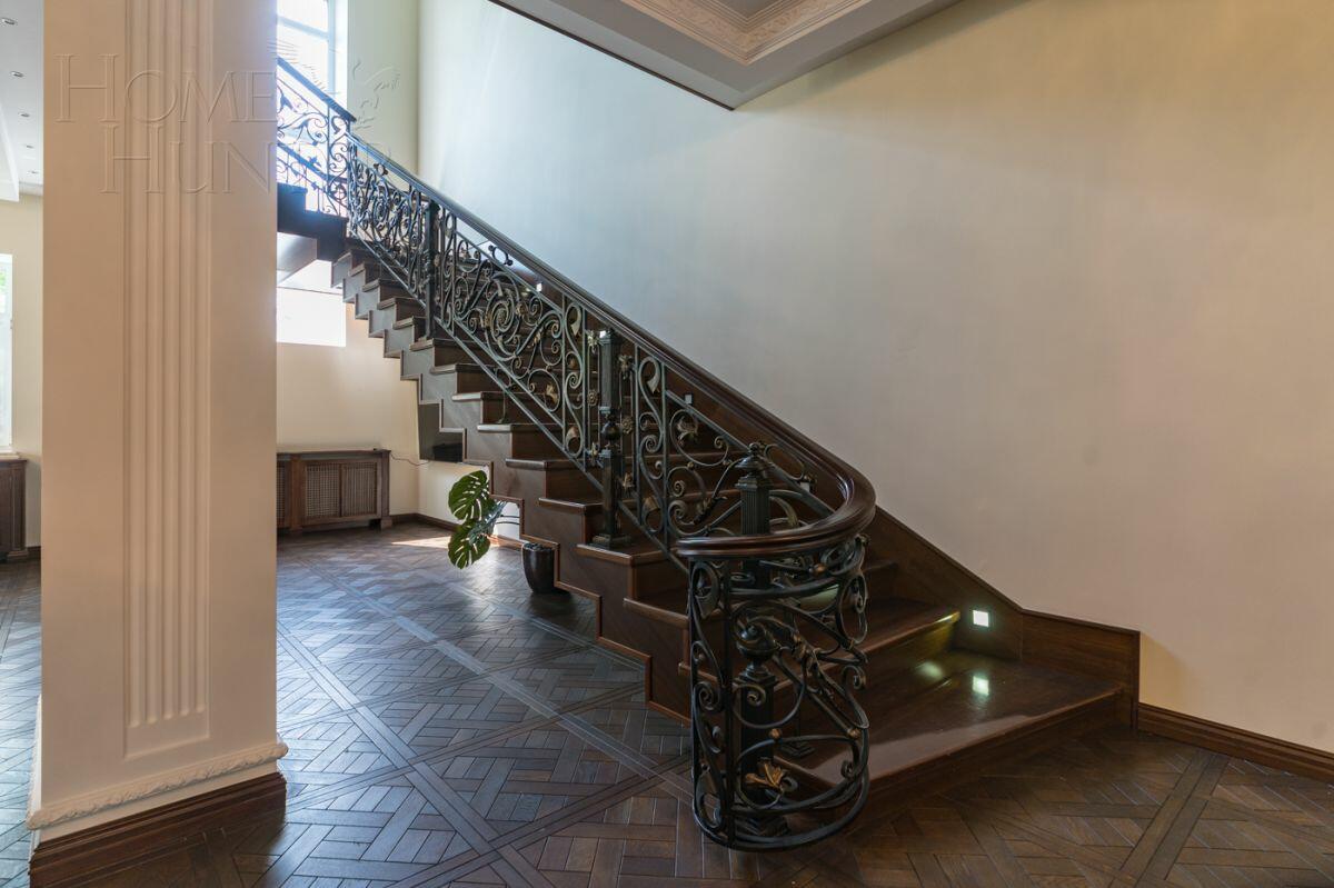 2-этажный коттедж 517 м² с отделкой