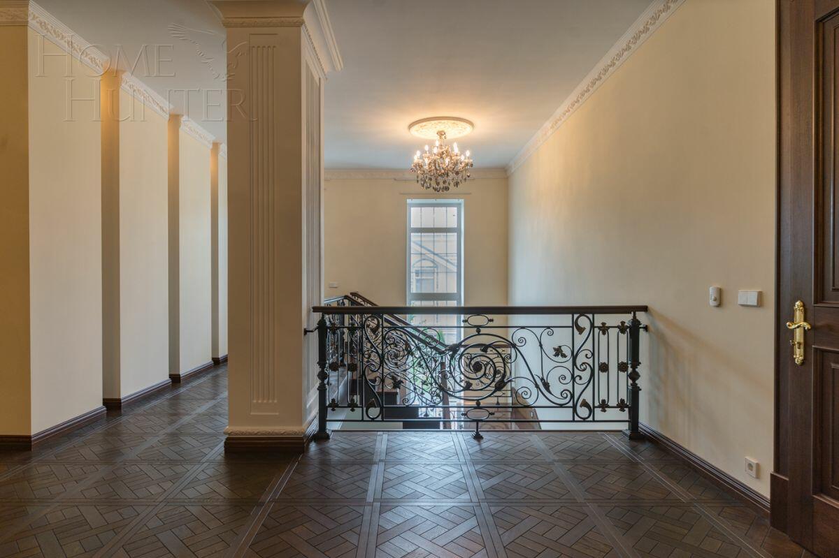 2-этажный коттедж 517 м² с отделкой