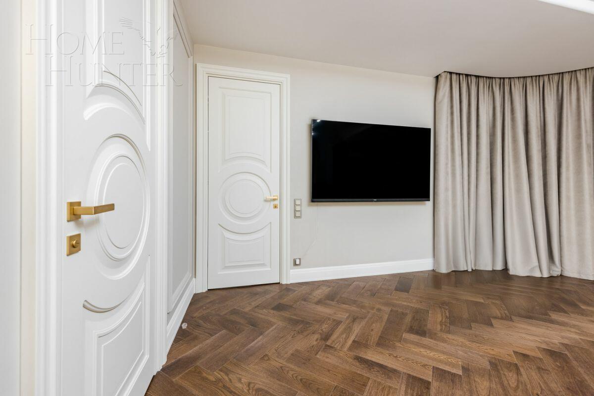 2-этажный таунхаус 271 м² с отделкой