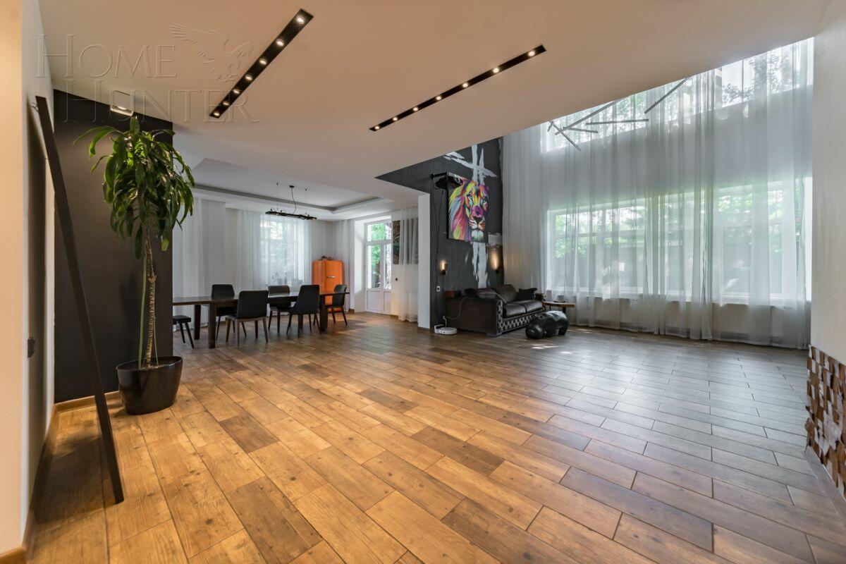 2-этажный коттедж 280 м² с отделкой