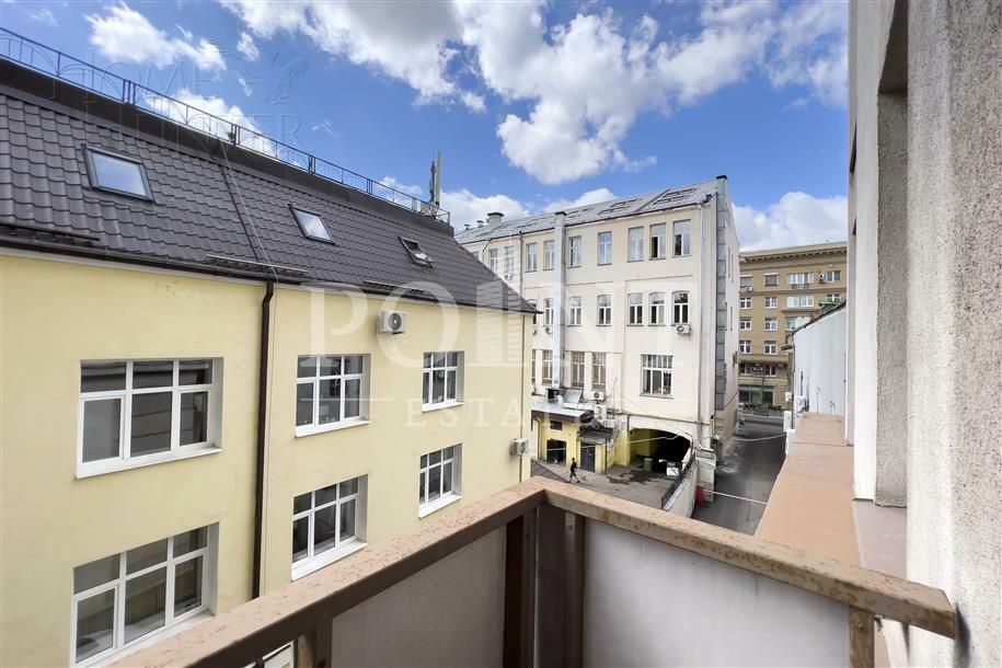 3-КОМН. КВАРТИРА С ОТДЕЛКОЙ 135 М² НА 3 ЭТАЖЕ