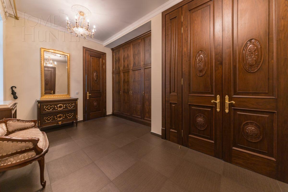 2-этажный коттедж 517 м² с отделкой