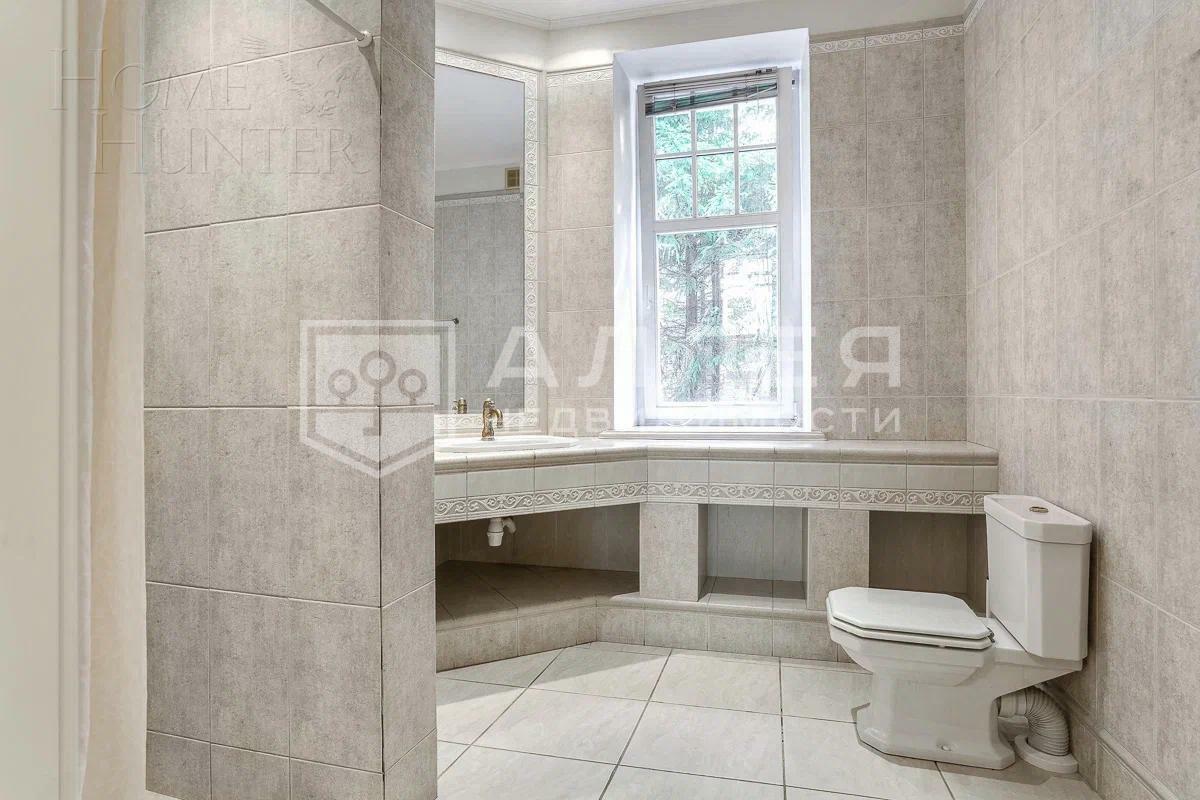 2-этажный коттедж 420 м² с отделкой