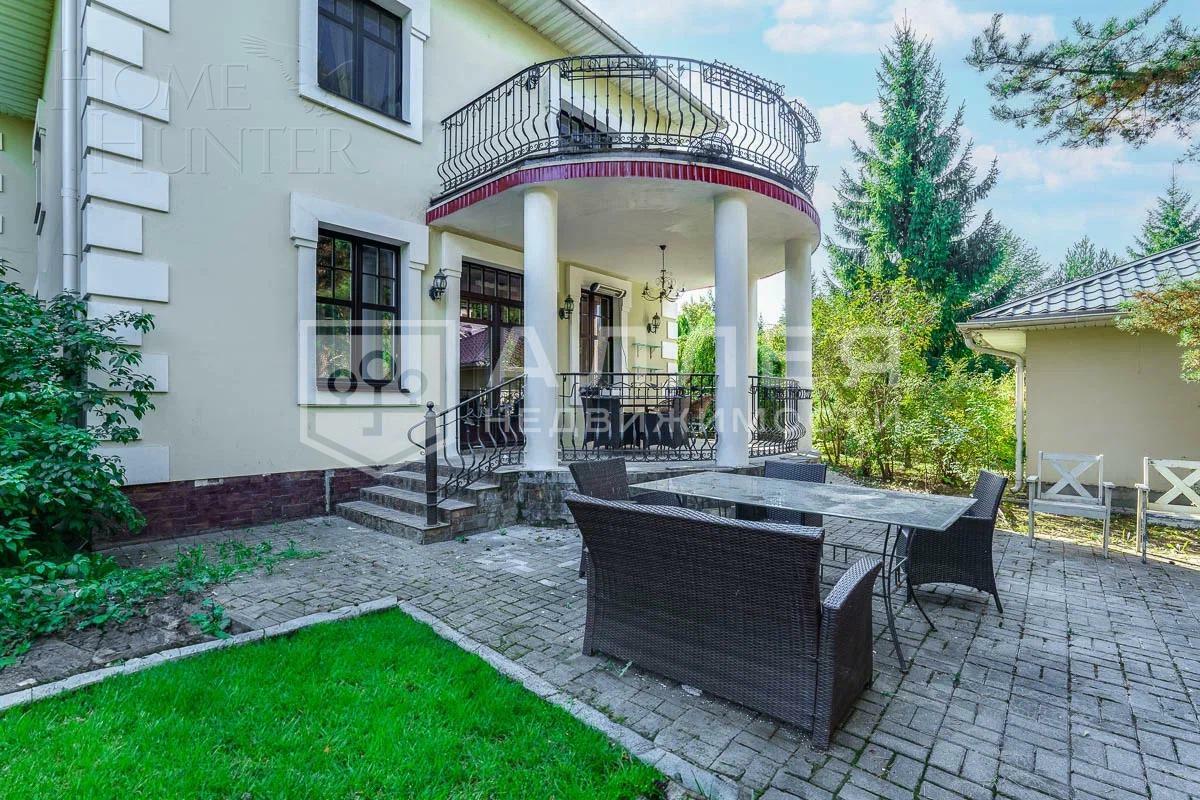 2-этажный коттедж 420 м² с отделкой