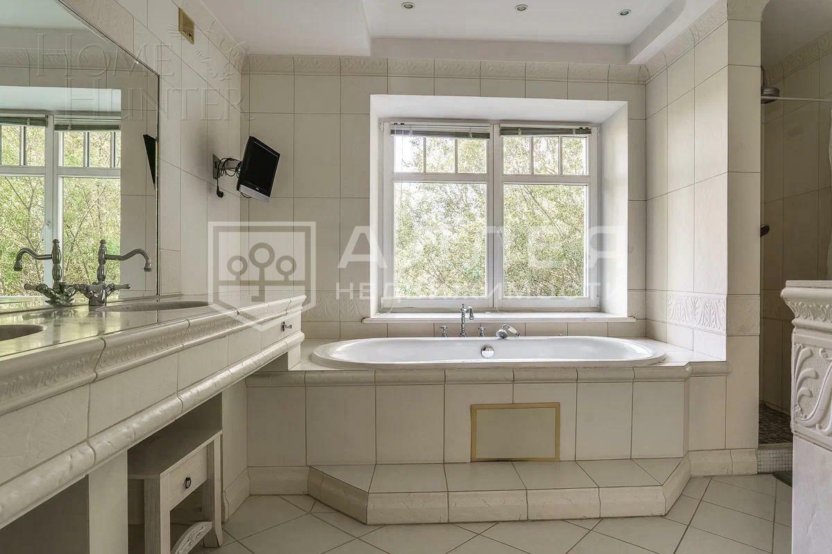 2-этажный коттедж 420 м² с отделкой