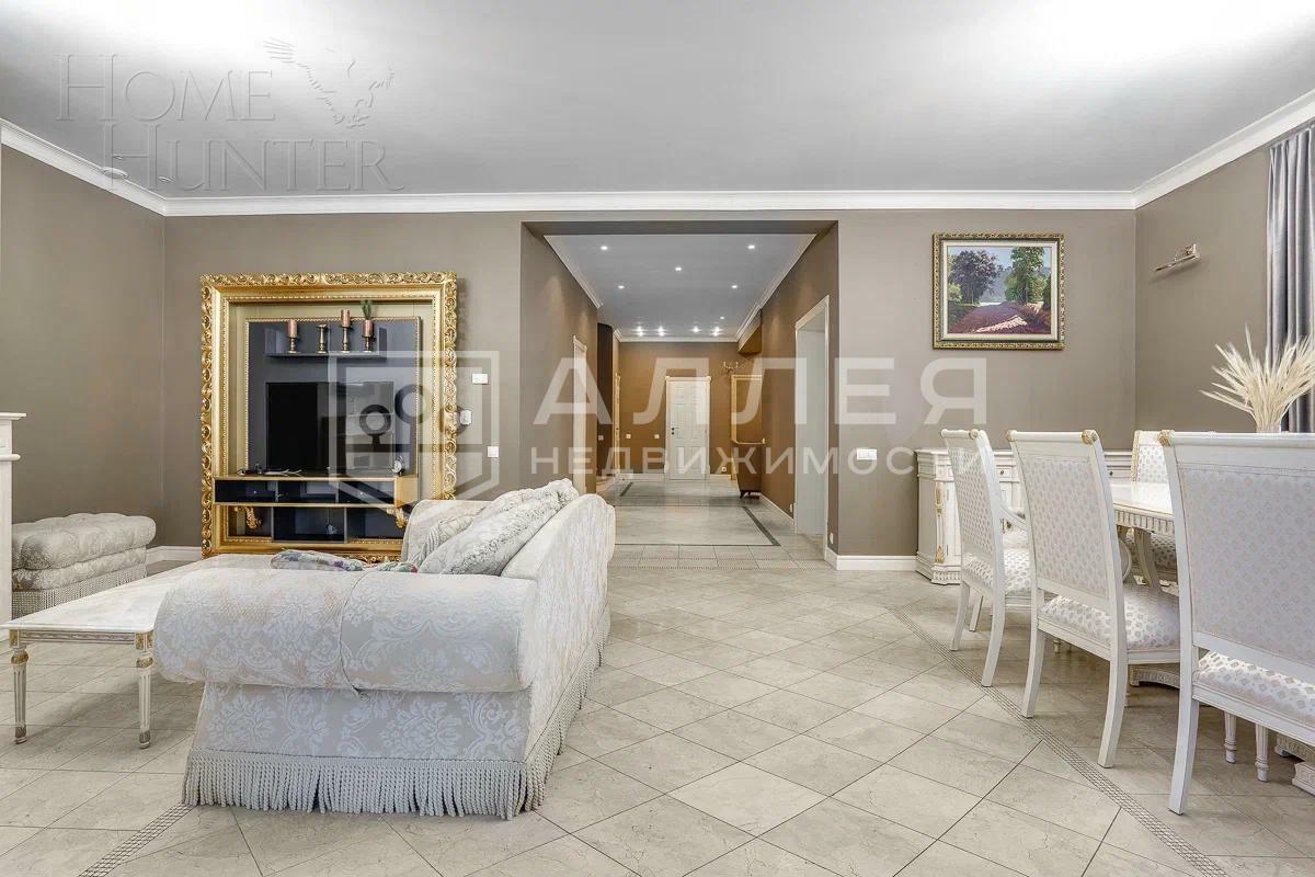 2-этажный коттедж 420 м² с отделкой