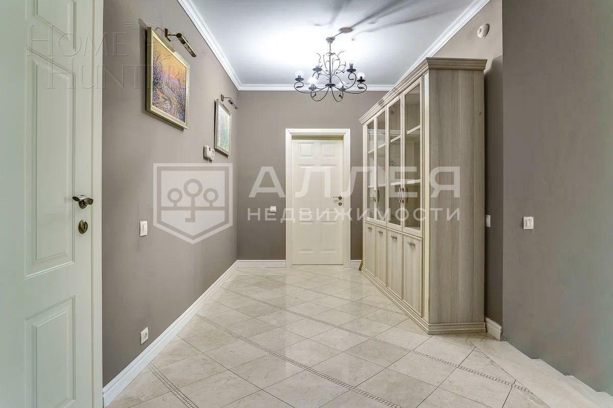 2-этажный коттедж 420 м² с отделкой