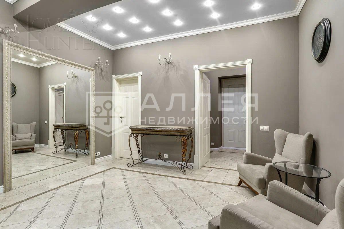 2-этажный коттедж 420 м² с отделкой