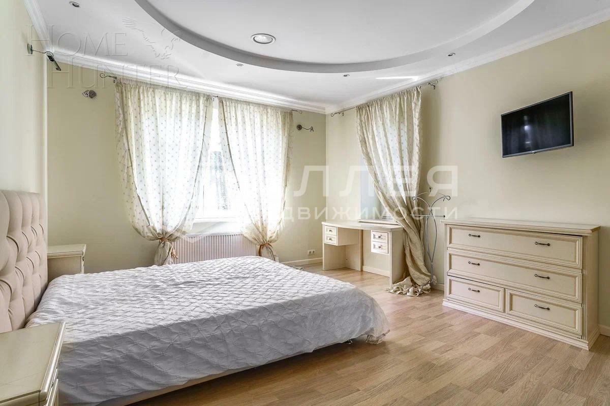 2-этажный коттедж 420 м² с отделкой