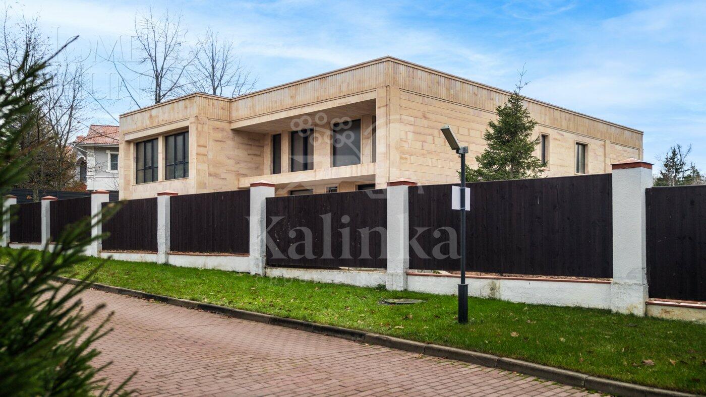 2-этажный коттедж 830 м² без отделки