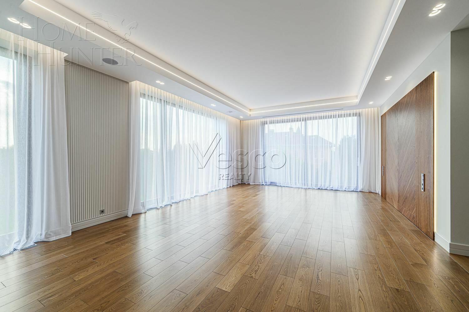 2-этажный коттедж 1 071 м² с отделкой