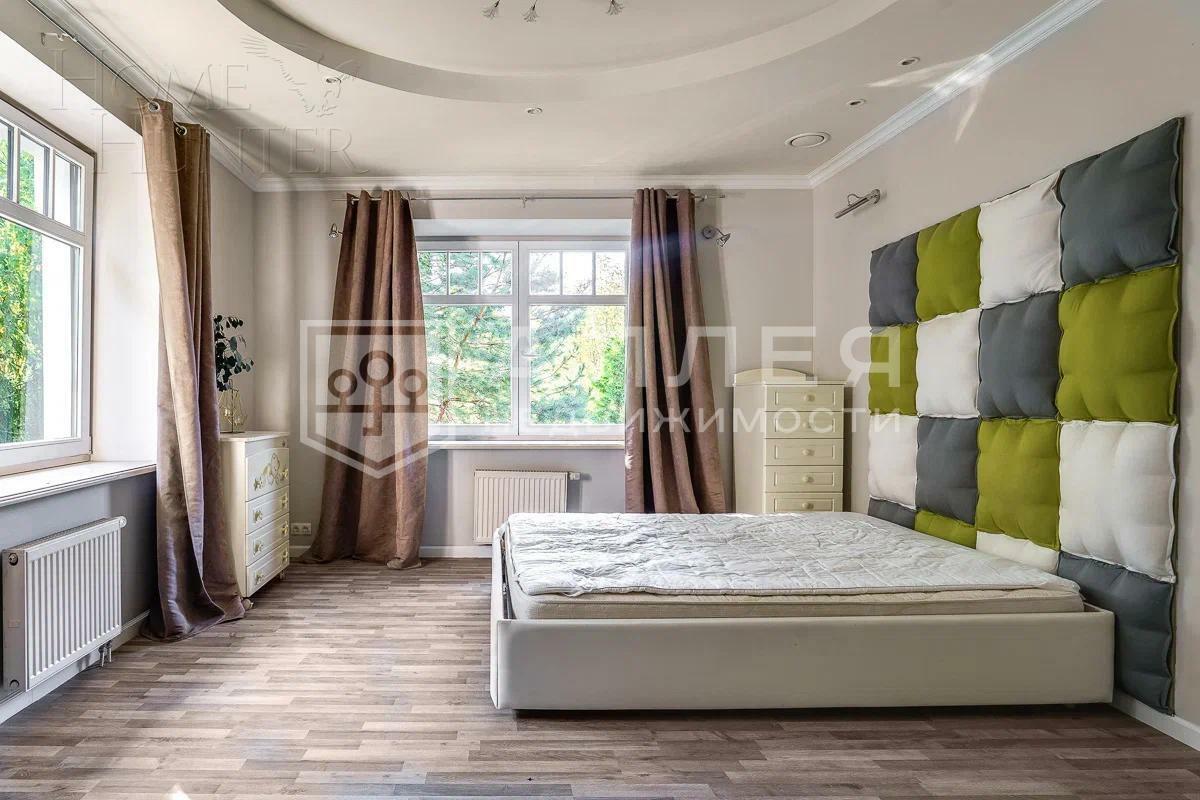 2-этажный коттедж 420 м² с отделкой