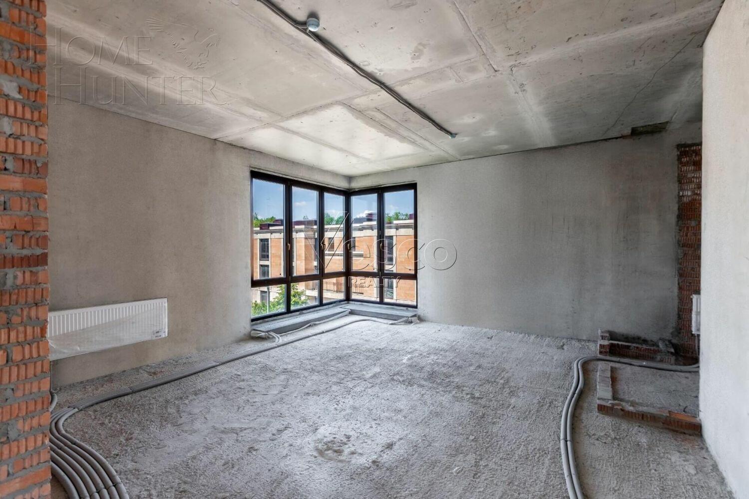 4-УРОВНЕВЫЙ ОСОБНЯК БЕЗ ОТДЕЛКИ 840 М² НА 1 ЭТАЖЕ