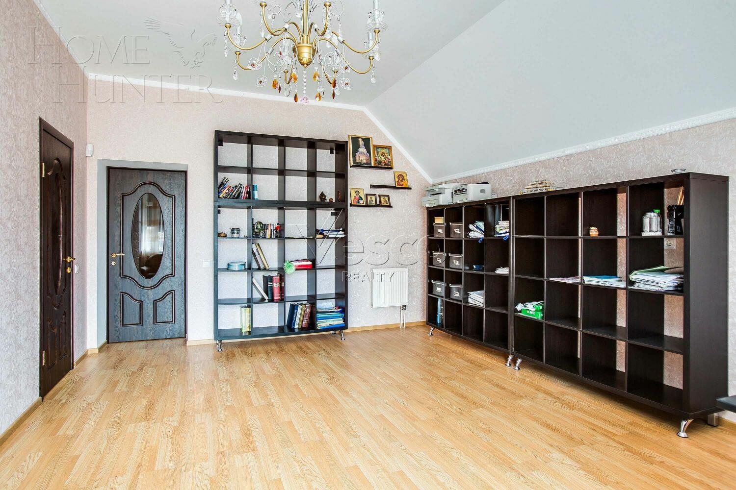 3-этажный коттедж 420 м² с отделкой