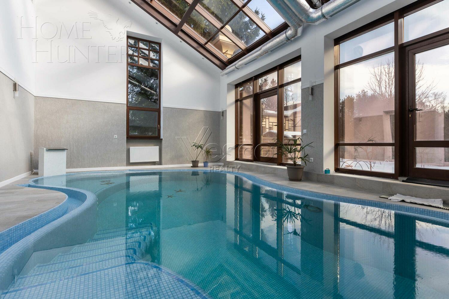 2-этажный коттедж 950 м² с отделкой