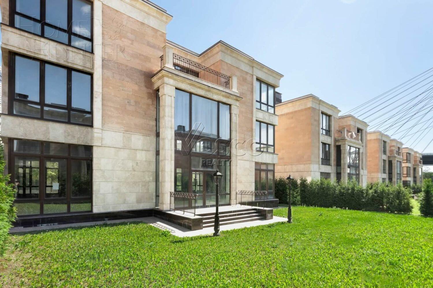 4-УРОВНЕВЫЙ ОСОБНЯК БЕЗ ОТДЕЛКИ 840 М² НА 1 ЭТАЖЕ