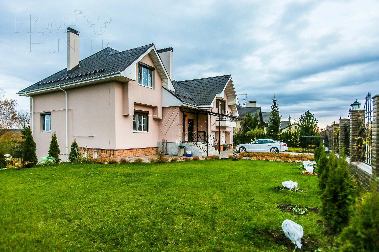 3-этажный коттедж 420 м² с отделкой