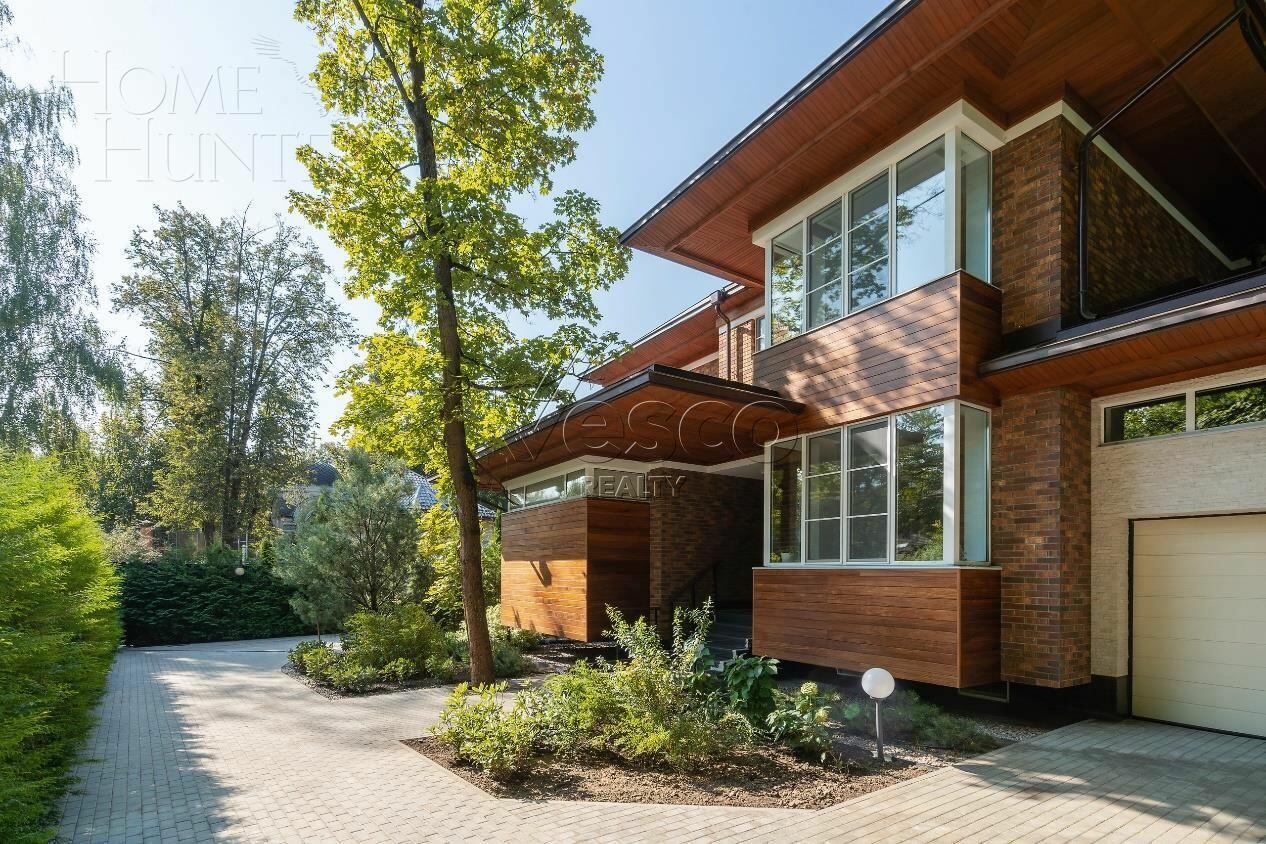 2-этажный коттедж 638 м² с отделкой