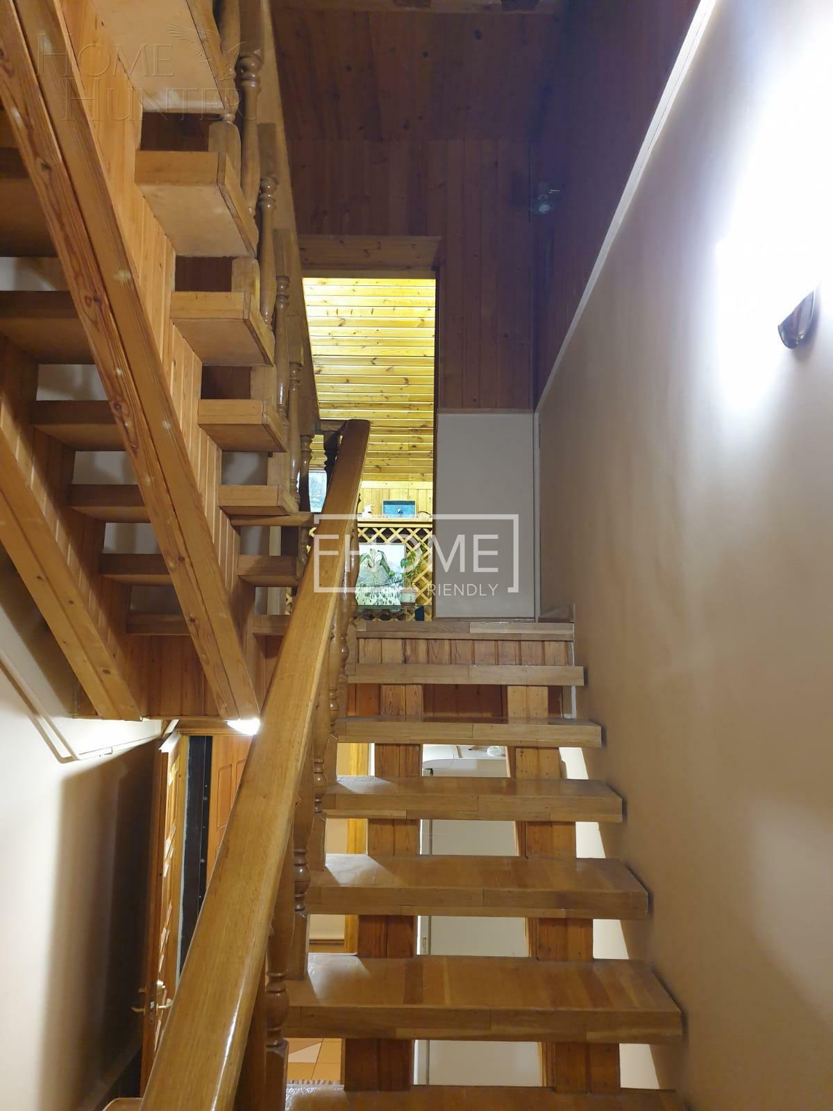 3-этажный коттедж 278.8 м² с отделкой