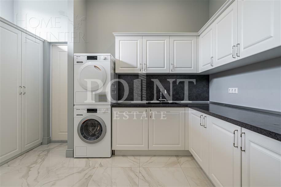 3-этажный таунхаус 324 м² с отделкой