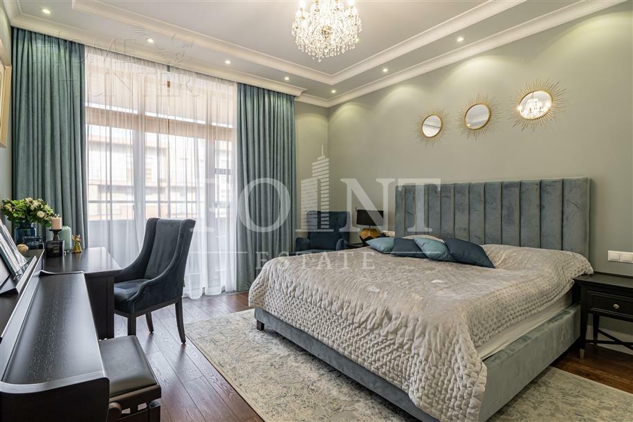 3-этажный таунхаус 324 м² с отделкой