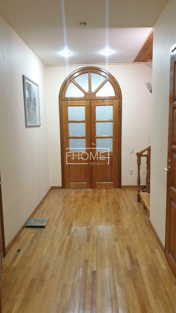 3-этажный коттедж 278.8 м² с отделкой