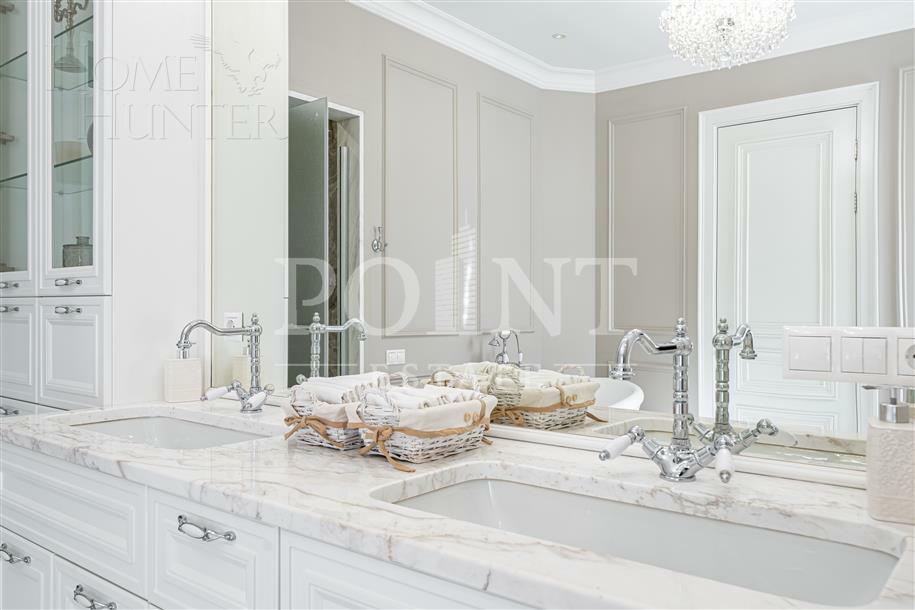 3-этажный таунхаус 324 м² с отделкой