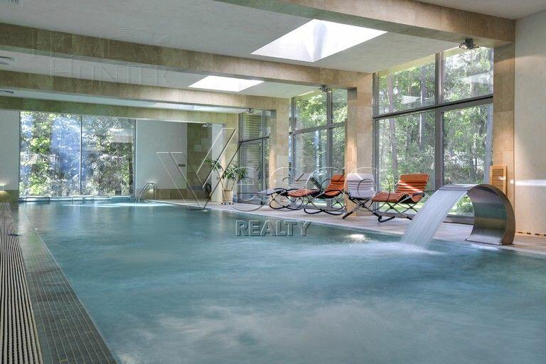 2-этажный коттедж 1 500 м² с отделкой