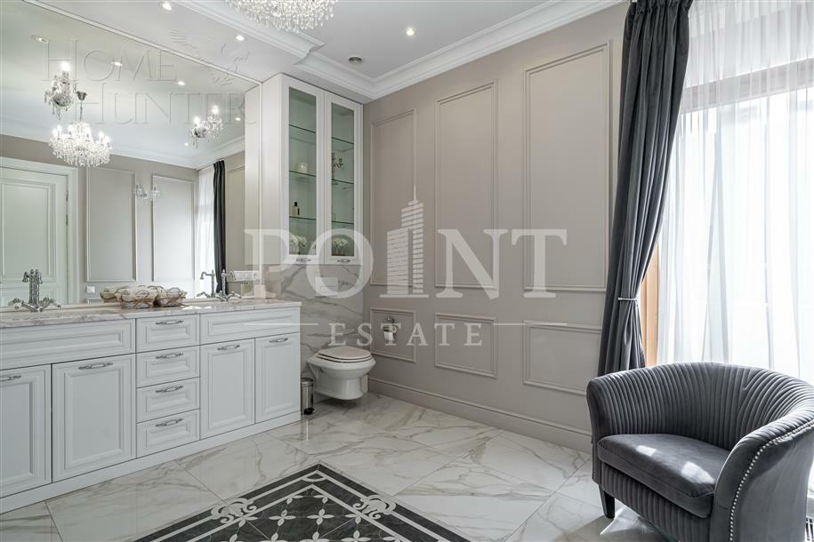 3-этажный таунхаус 324 м² с отделкой