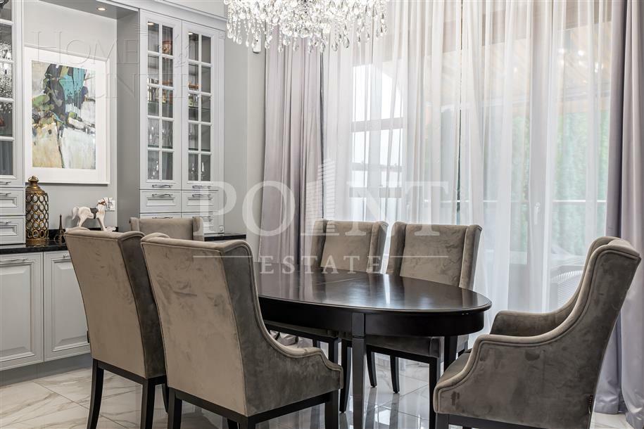 3-этажный таунхаус 324 м² с отделкой