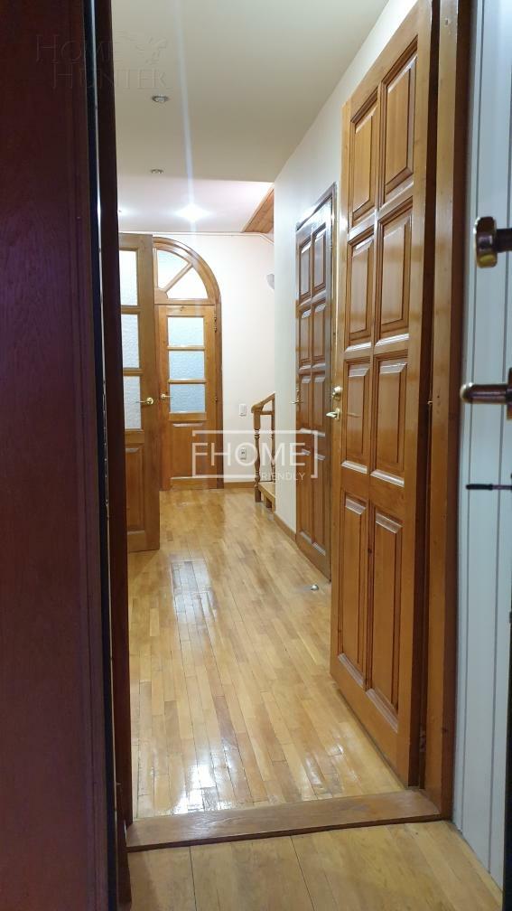 3-этажный коттедж 278.8 м² с отделкой