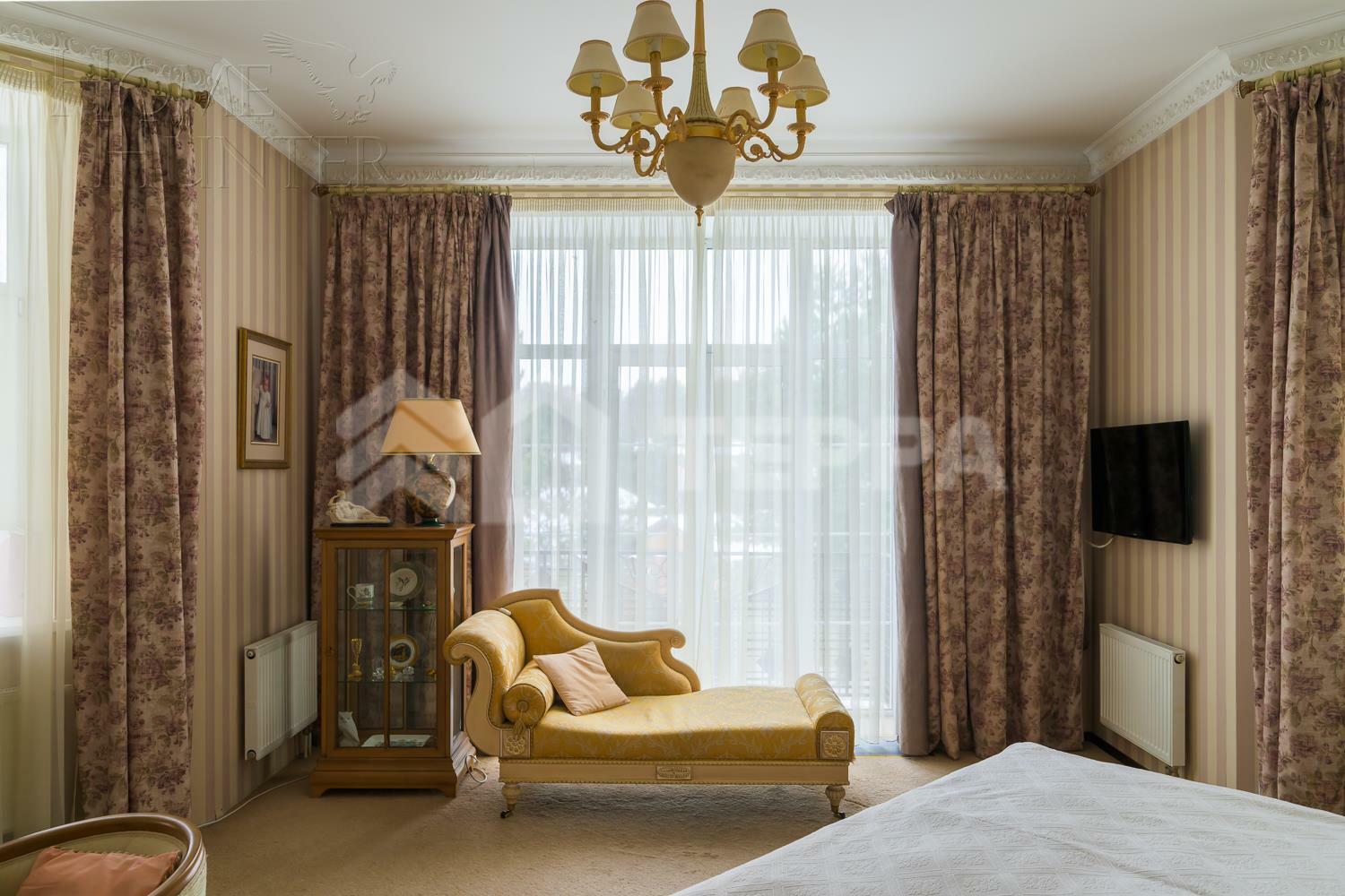 2-этажный коттедж 650 м² с отделкой