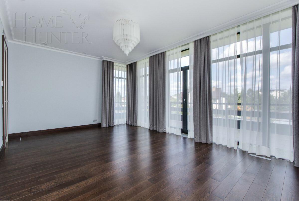 2-этажный коттедж 967.94 м² с отделкой