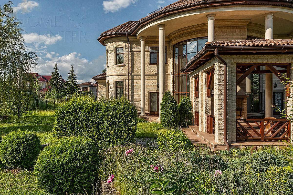 2-этажный коттедж 700 м² с отделкой