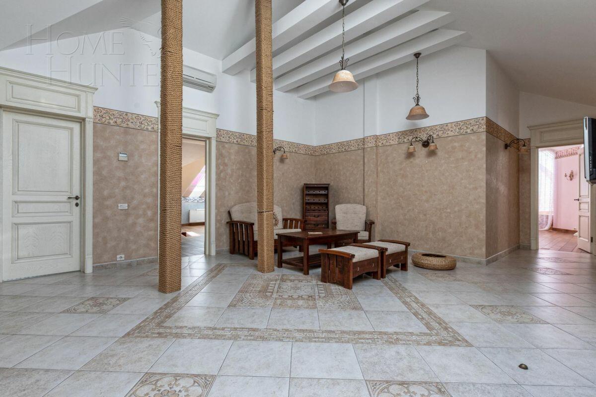 2-этажный коттедж 700 м² с отделкой