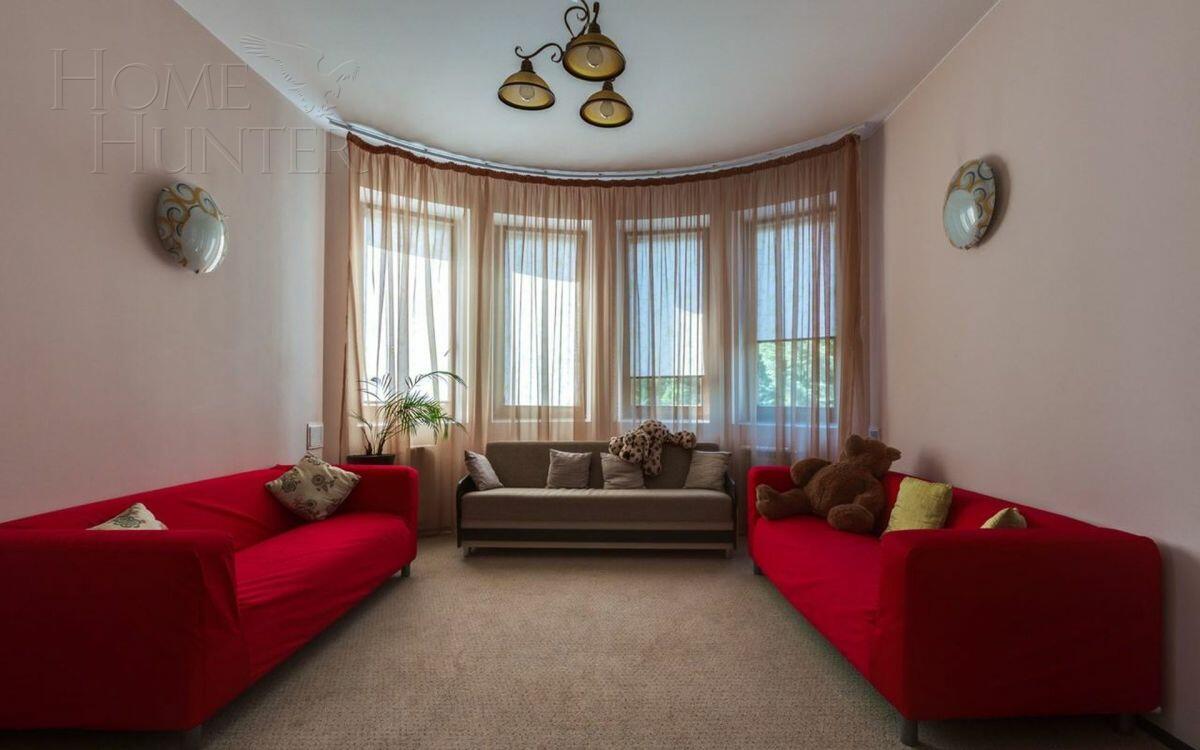 2-этажный коттедж 1 350 м² с отделкой