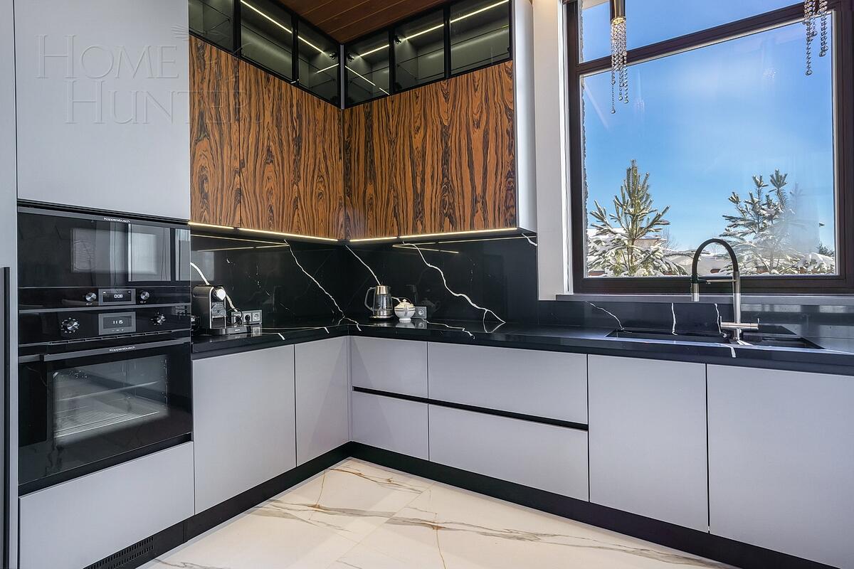 2-этажный коттедж 590 м² с отделкой